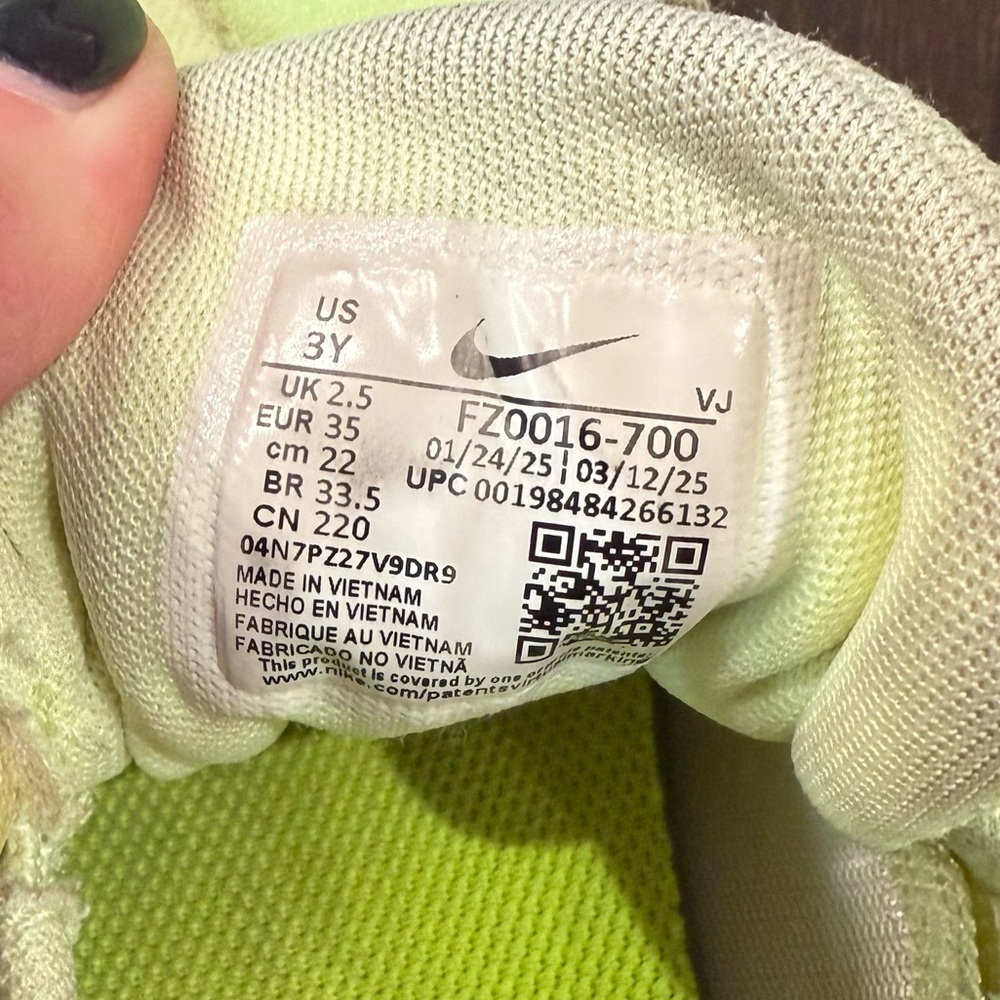 Nike Sonic Fly - Picture 9 of 10